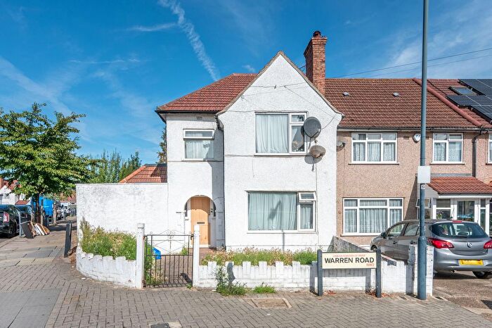 5 Bedroom End Of Terrace House For Sale In Warren Road, Dollis Hill, London, NW2