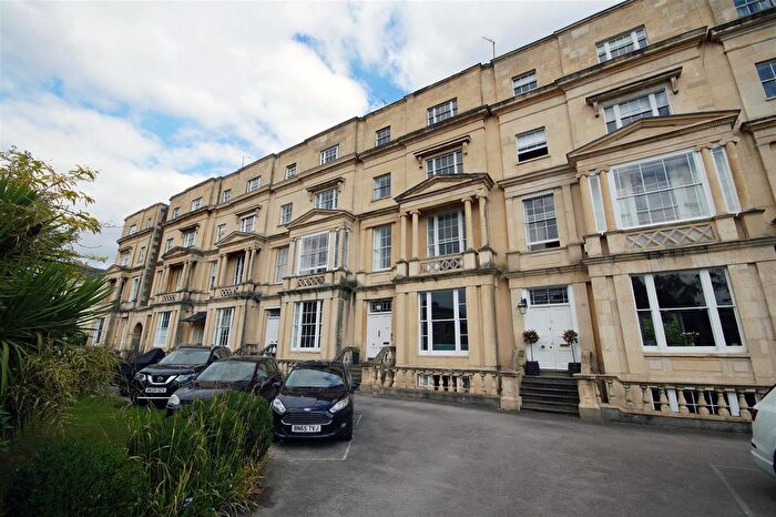 2 Bedroom Flat To Rent In Lansdown Terrace, Cheltenham, GL50