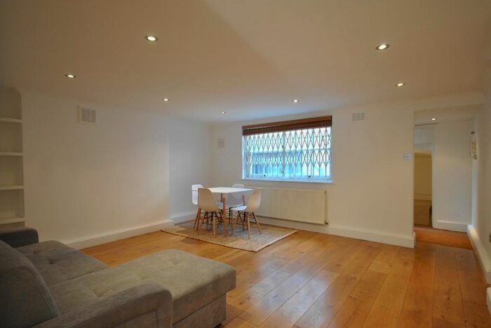 2 Bedroom Flat To Rent In Balcombe Street, London, NW1