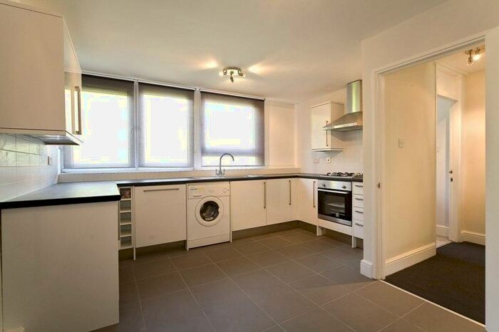 3 Bedroom Maisonette To Rent In Haverstock Road, Chalk Farm, NW5