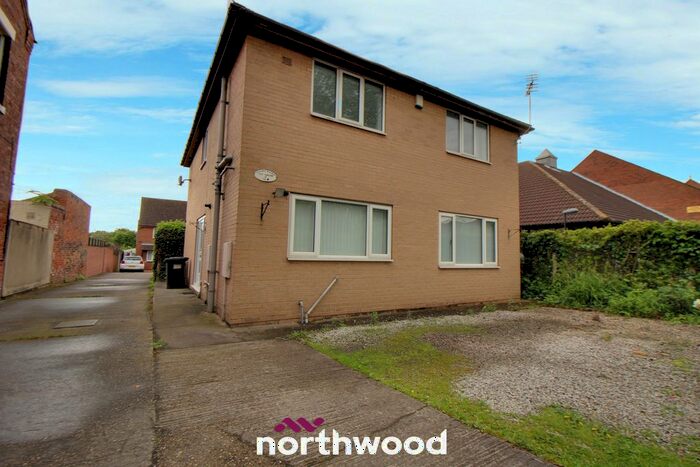 3 Bedroom Detached House To Rent In Queen Street, Thorne, Doncaster, DN8