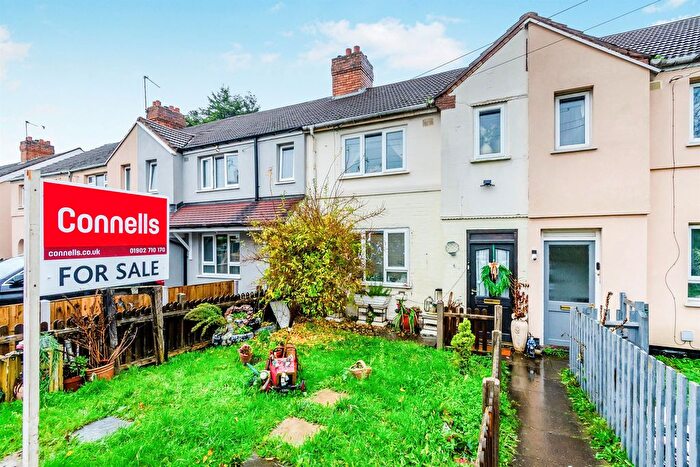 3 Bedroom Terraced House For Sale In Gough Street, Willenhall, WV13