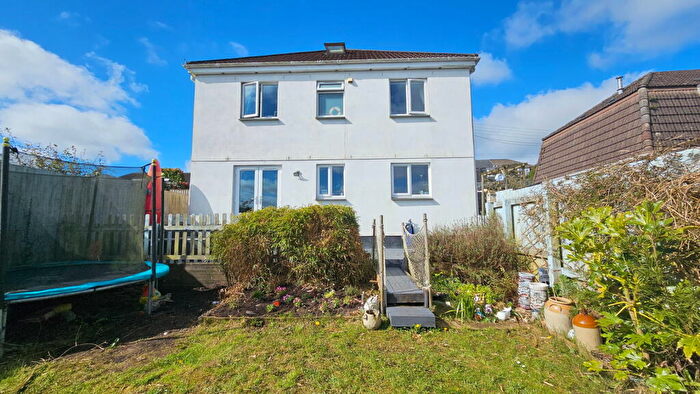 3 Bedroom Semi Detached House For Sale In Mountbatten Road, Penwithick, St. Austell, PL26