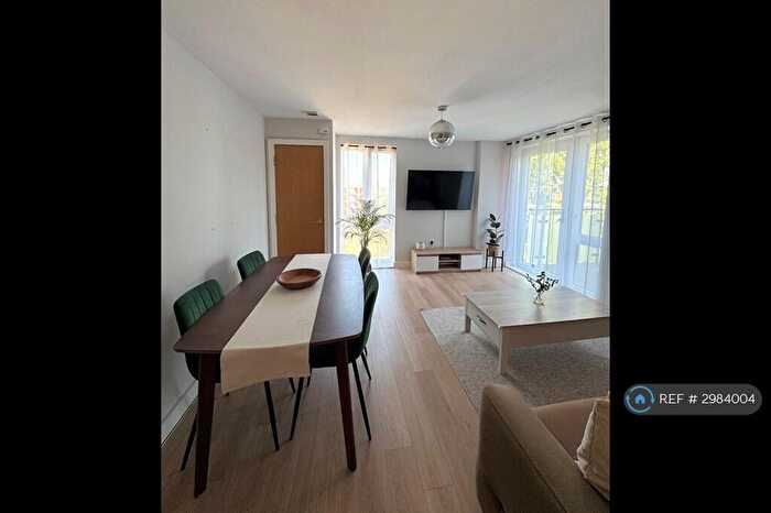 2 Bedroom Flat To Rent In Cipher Court, London, NW2