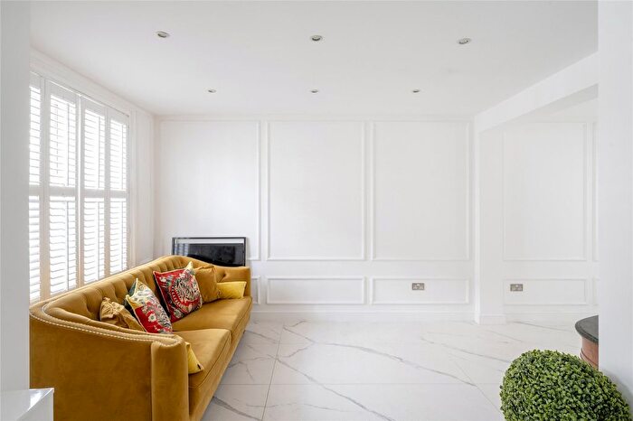 4 Bedroom Detached House To Rent In Fairfax Place, London, NW6
