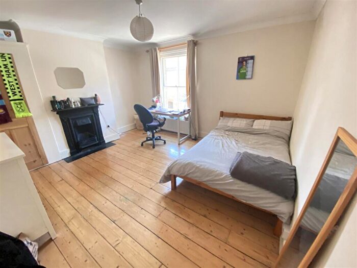 3 Bedroom House To Rent In St Peter`s Grove, Canterbury Ref -, CT1