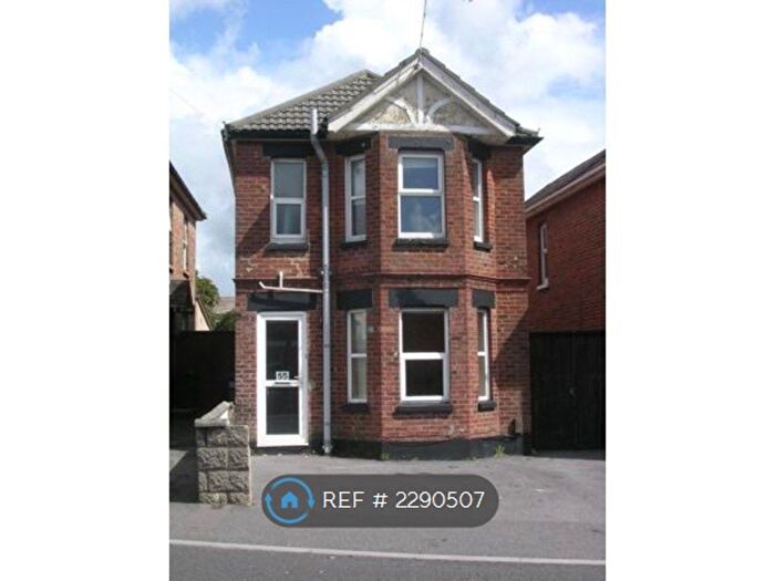 4 Bedroom Detached House To Rent In Withermoor Road, Bournemouth, BH9