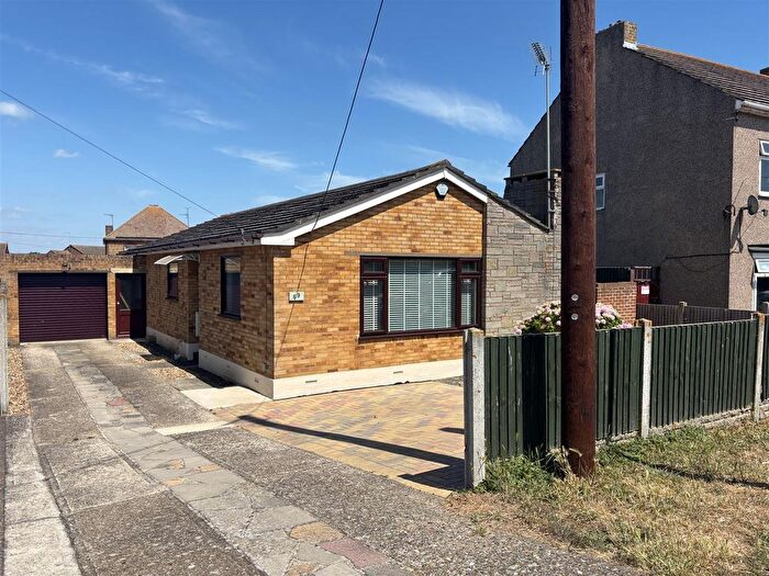 3 Bedroom Detached Bungalow For Sale In Darlington Drive, Minster On Sea, Sheerness, ME12
