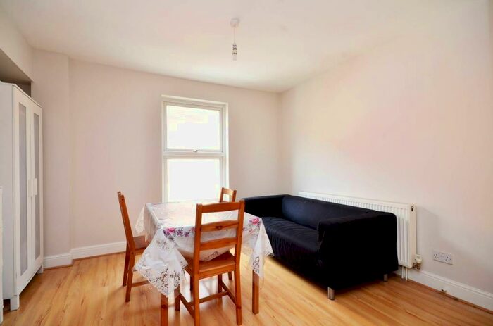 1 Bedroom Flat To Rent In Boston Place, London, NW1