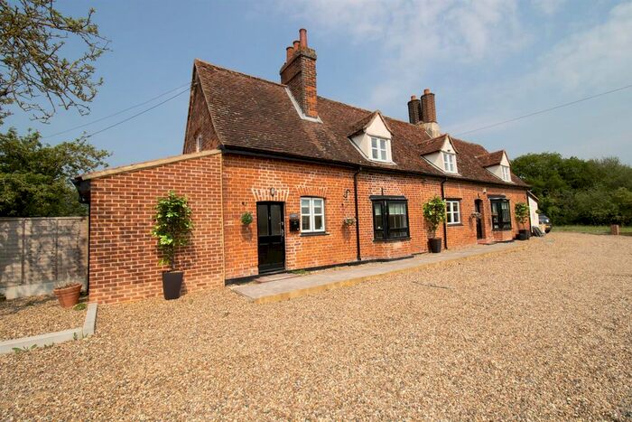 2 Bedroom Cottage To Rent In Braintree Road, Sible Hedingham, Halstead, CO9