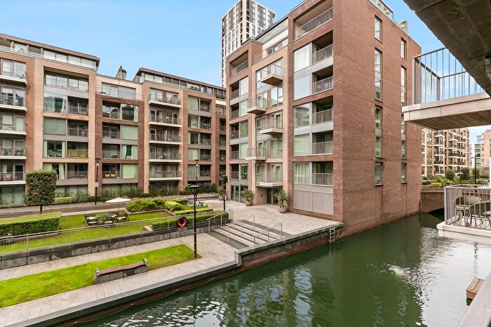 3 Bedroom Flat For Sale In Park Street, Chelsea Creek, SW6