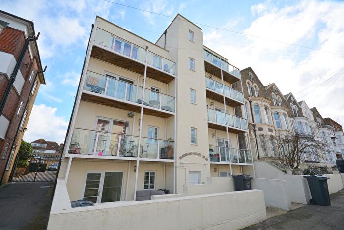 2 Bedroom Flat To Rent In Madison House, Harold Road, Cliftonville, CT9