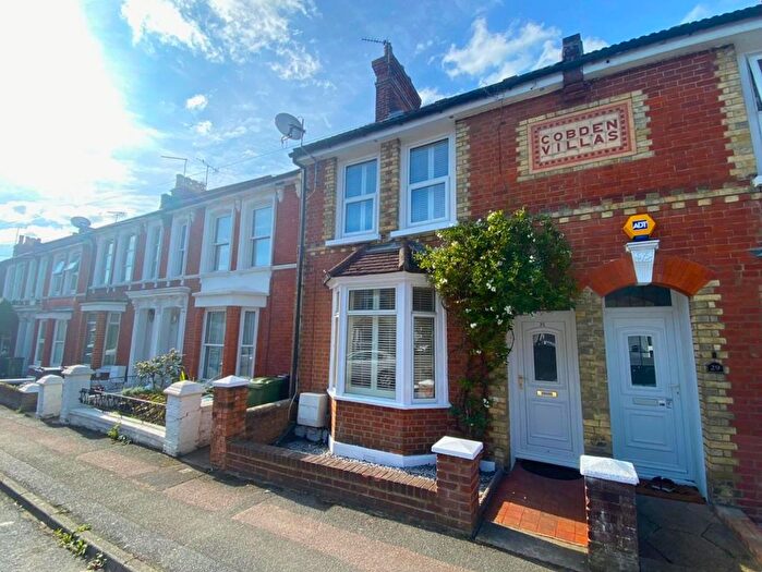 3 Bedroom Terraced House To Rent In Sussex Avenue, Ashford, TN24