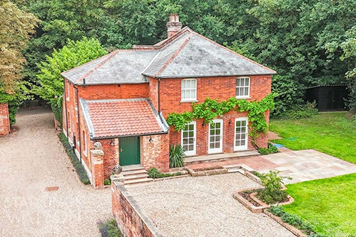 4 Bedroom Detached House To Rent In Church Lane, Broome, Bungay, NR35