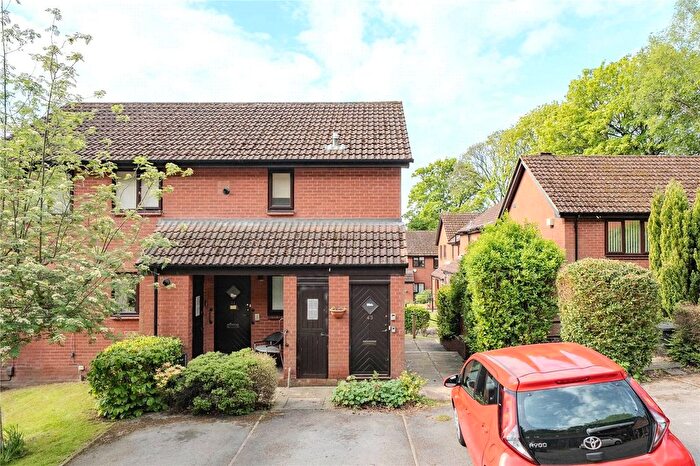 2 Bedroom Flat For Sale In Maple Croft, Moortown, Leeds, West Yorkshire, LS17
