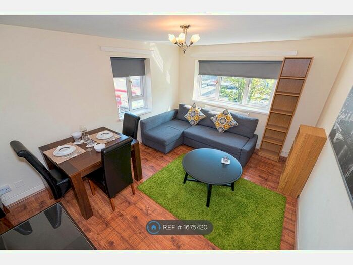 1 Bedroom Flat To Rent In Middle Park Avenue, London, SE9