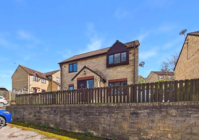 2 Bedroom Apartment For Sale In Bramble Lane, Stonehouse, Gloucestershire, GL10