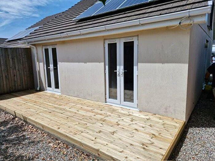 2 Bedroom Semi-Detached House For Sale In St. Merryn, PL28