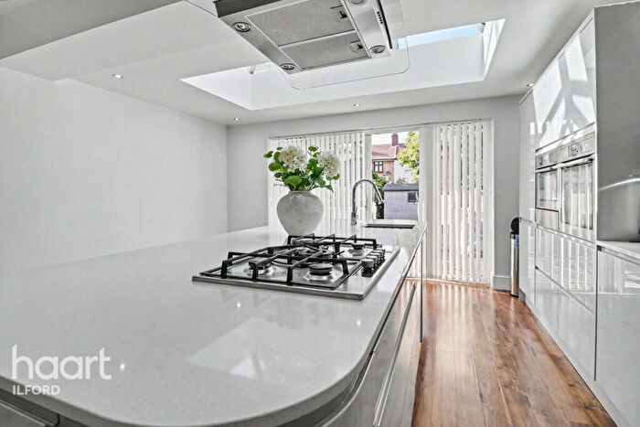 2 Bedroom Terraced House To Rent In Perth Road, Barking, IG11