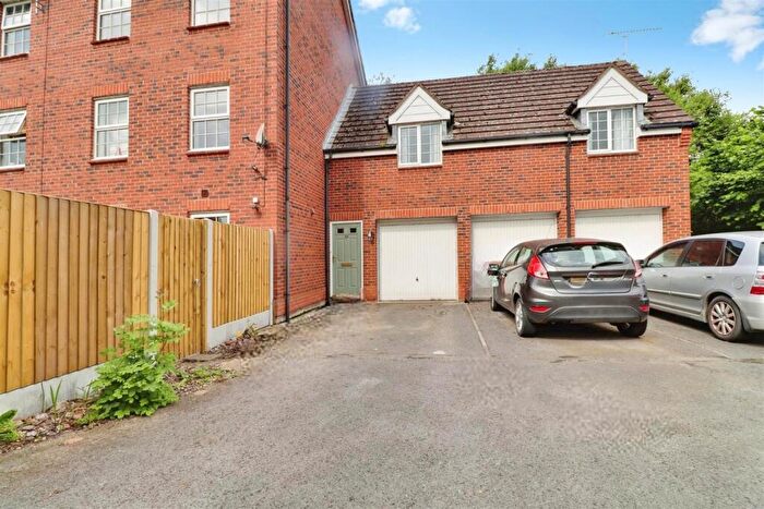 2 Bedroom Flat To Rent In Horton Way, Stapeley, Nantwich, CW5