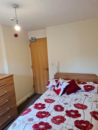 6 Bedroom House To Rent In A Willis Road, Cambridge, CB1