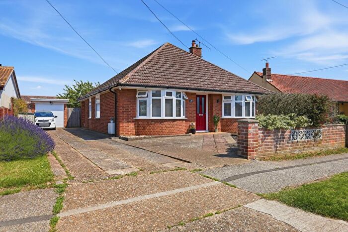 3 Bedroom Bungalow For Sale In Windrush Road, Kesgrave, IP5