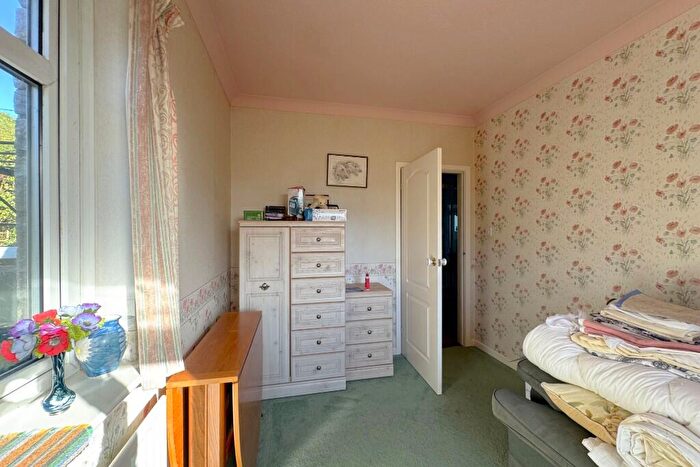 4 Bedroom Detached Bungalow For Sale In South Instow, Harmans Cross, Swanage, BH19 - Photo 12