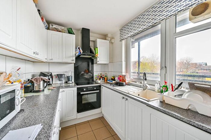 1 Bedroom Flat To Rent In Napier Court, Islington, London, N1