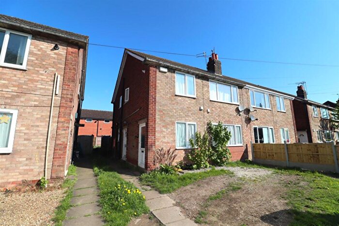 2 Bedroom Maisonette To Rent In Tudor Road, Nuneaton, CV10