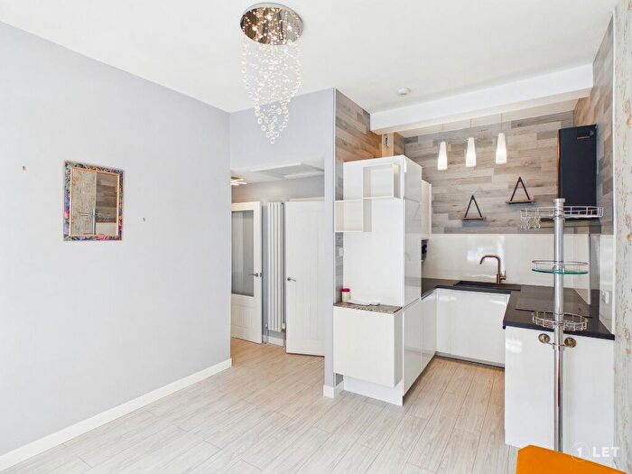 2 Bedroom Flat To Rent In Prince Regent Street, Newhaven, Edinburgh, EH6