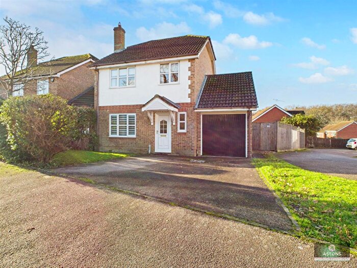 4 Bedroom Detached House For Sale In Barber Close, Maidenbower, RH10