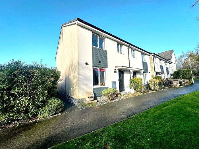 3 Bedroom Semi-Detached House For Sale In Slip Marsh Walk, Launceston, PL15