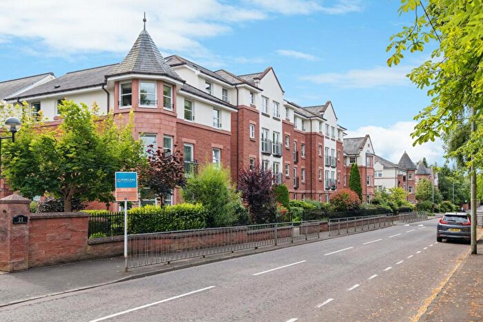 2 Bedroom Flat For Sale In Castle Court, Bothwell, Glasgow, G71