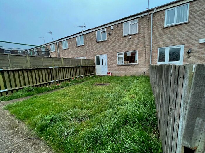 3 Bedroom Terraced House To Rent In Thorngate Street, Kettering NN16