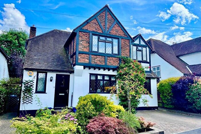 4 Bedroom Detached House For Sale In Vicarage Avenue, Egham, Surrey, TW20