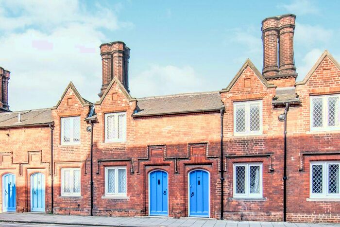 1 Bedroom Flat To Rent In Dame Alice Street, Bedford, MK40