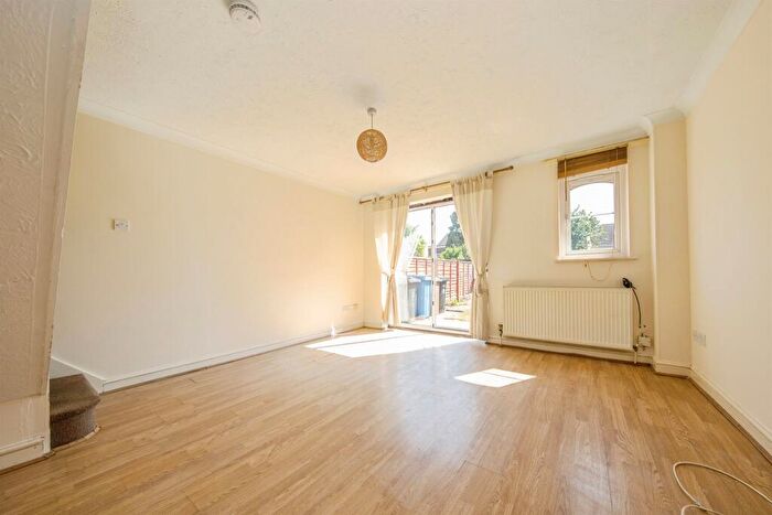 2 Bedroom Semi Detached House For Sale In Millfield Gardens, Ipswich, IP4