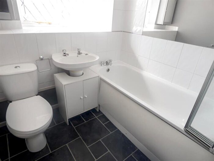 1 Bedroom Maisonette To Rent In Aspen Close, Measham, Swadlincote, DE12