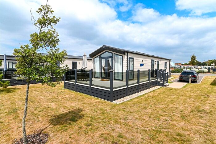 2 Bedroom Park Home For Sale In Sunset Cliffs, Hoburne Naish Holiday Park, Barton On Sea, Hampshire, BH25
