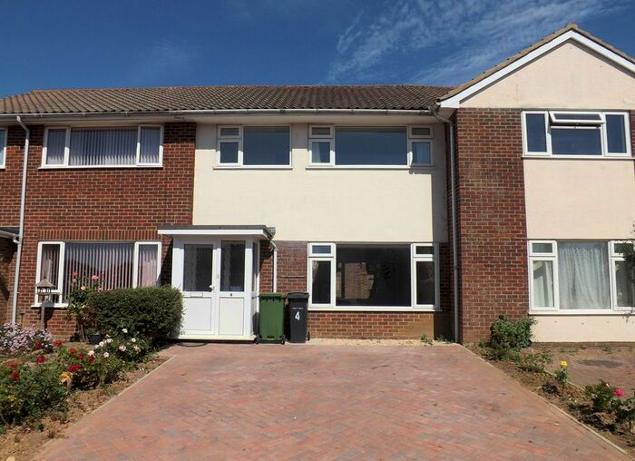 3 Bedroom Terraced House To Rent In Bodiam Avenue, Bexhill-On-Sea, TN40