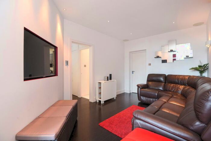 1 Bedroom Apartment To Rent In Abbey House, St Johns Wood, NW8