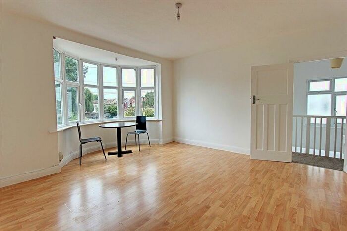 2 Bedroom Flat To Rent In Curzon Crescent, Harlesden, NW10