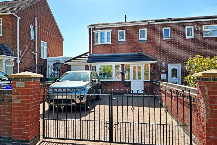 3 Bedroom End Of Terrace House For Sale In Maple Road, Manchester, M23