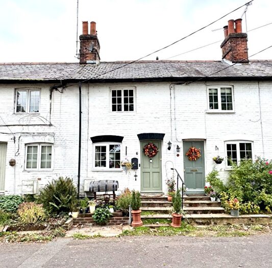 2 Bedroom Cottage For Sale In Hunts Cottages, Hartley Wintney, RG27