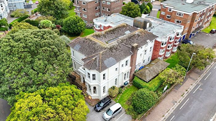 1 Bedroom Flat To Rent In Shelley Road, Worthing, BN11