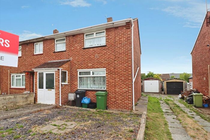 3 Bedroom Semi Detached House For Sale In Vassall Road, Fishponds, Bristol, BS16