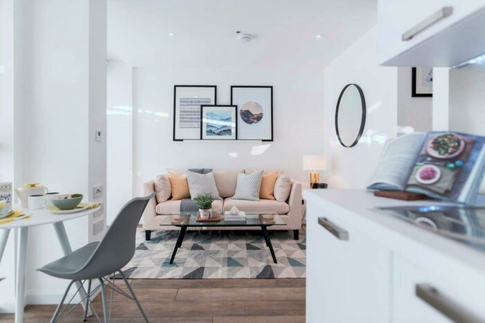 1 Bedroom Flat To Rent In Queen Street, Maidenhead, SL6