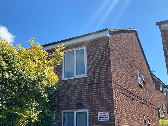 1 Bedroom Flat To Rent In The Cedars, Broom Road, Sittingbourne, ME10