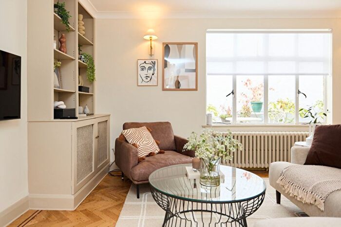 1 Bedroom Flat For Sale In Strathearn House, Strathearn Place, W2