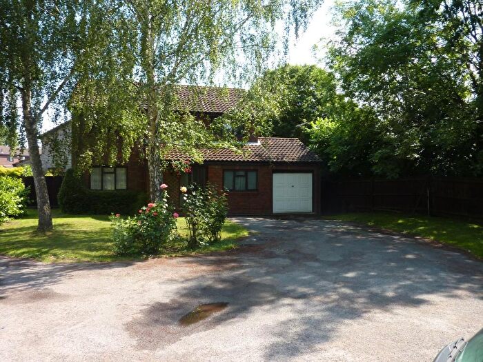 4 Bedroom Detached House To Rent In Stockbury Close, Lower Earley, RG6